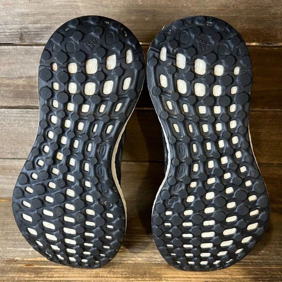 Childrens Unisex Adidas Pure Boost Go Black Running Shoes Sneakers Size 4 Y GUC - Picture 5 of 6